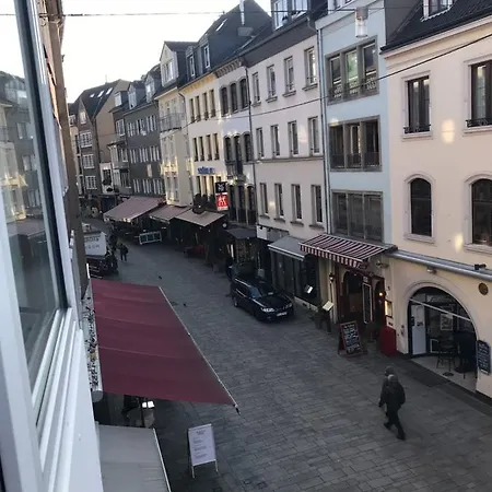 Avi Deluxe Altstadt Apart 公寓 杜塞尔多夫