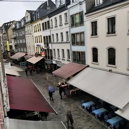 Avi Deluxe Altstadt Apart *